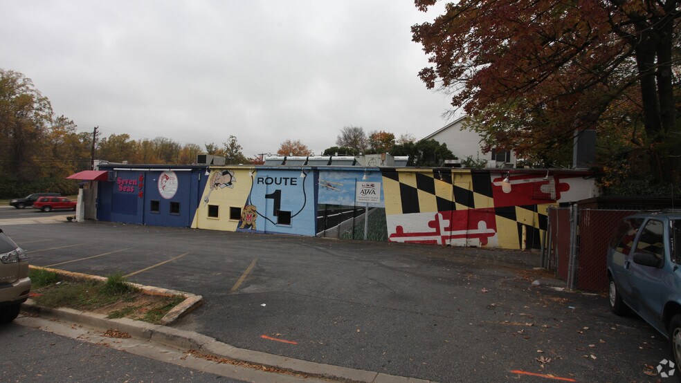 8503 Baltimore Ave, College Park, MD à louer - Photo du bâtiment - Image 3 de 18