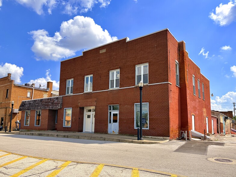 110 Railroad St, Clyde, OH for sale - Building Photo - Image 2 of 48