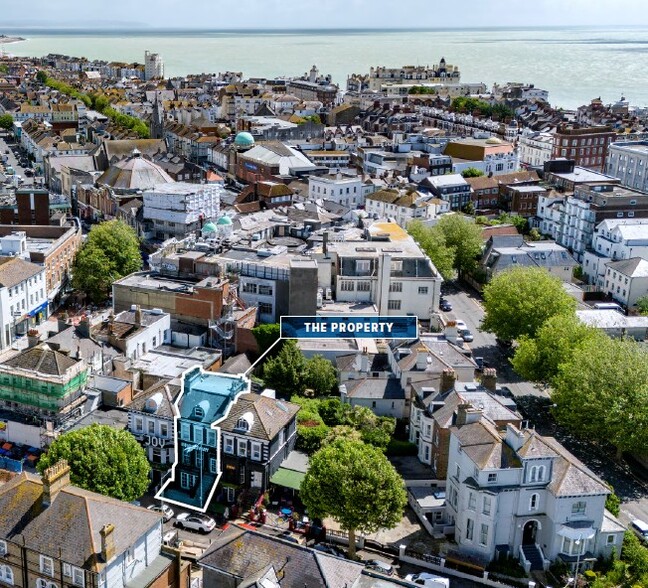 6 Bolton Rd, Eastbourne à vendre - Aérien - Image 2 de 4