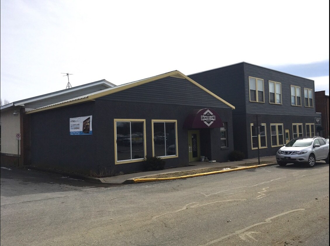 105 Warwick St, Lititz, PA à vendre Photo du bâtiment- Image 1 de 29