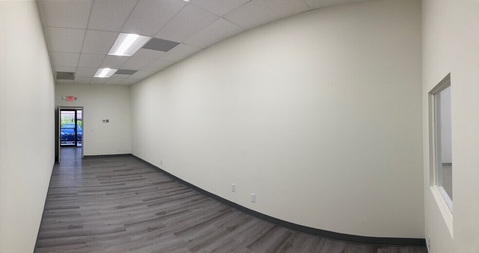 3132 Fortune Way, Wellington, FL à louer - Photo du bâtiment - Image 3 de 5