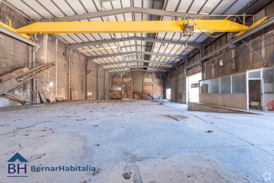 Calle de la Pirotécnia, 45, Madrid, Madrid for sale - Building Photo - Image 3 of 6