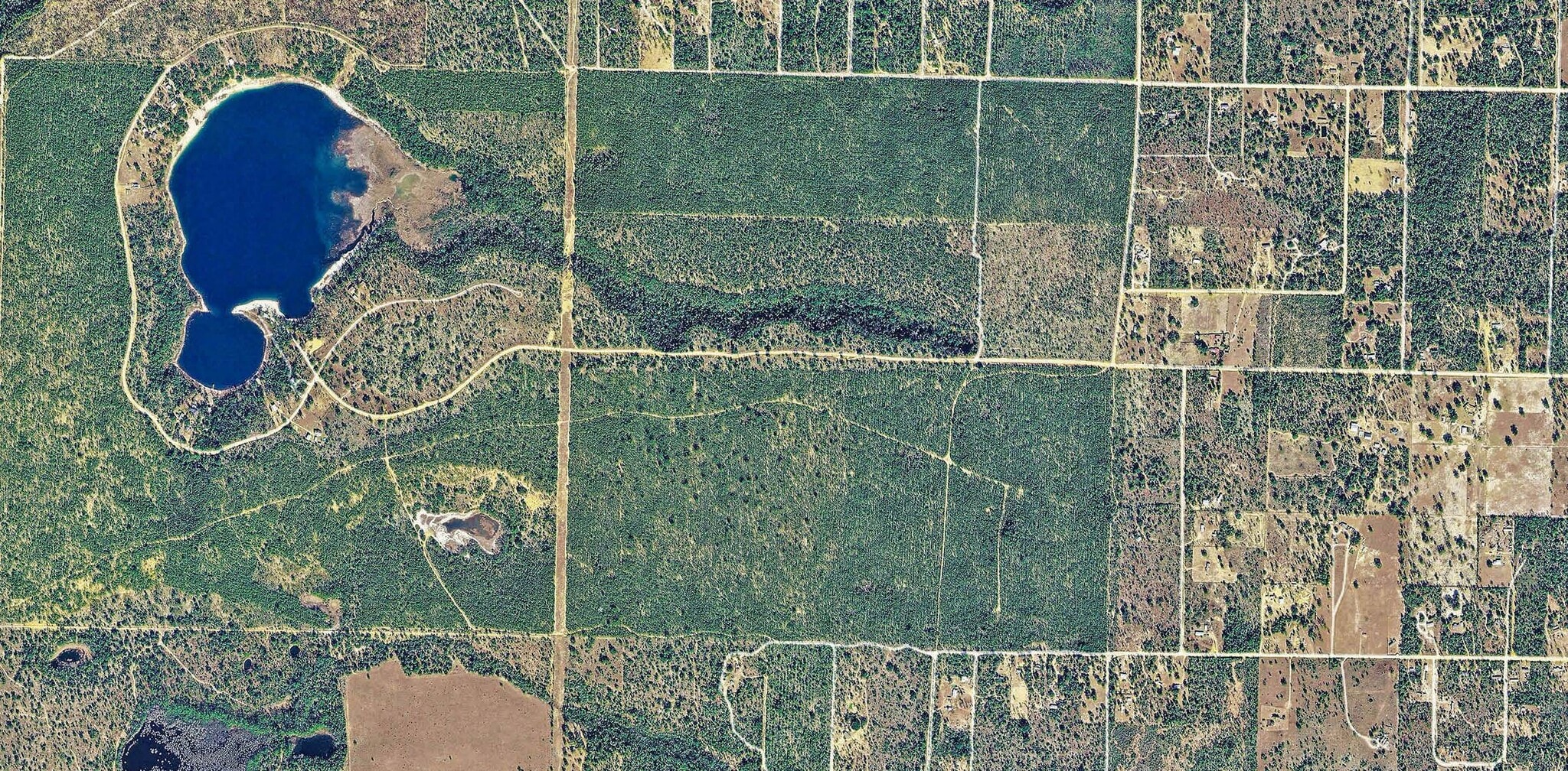 9611 Brown Rd, Fountain, FL for sale Primary Photo- Image 1 of 2