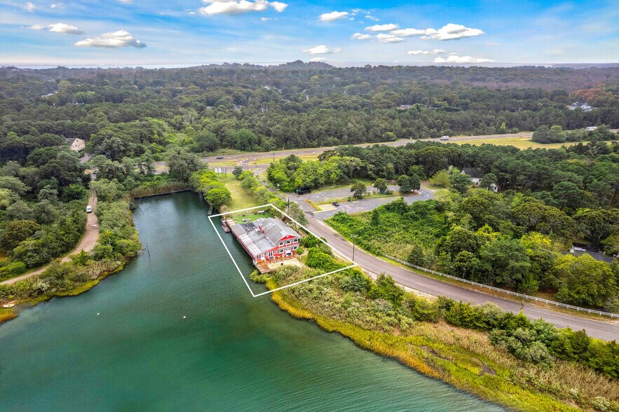 5 Inlet Rd W, Southampton, NY à louer - Aérien - Image 3 de 26