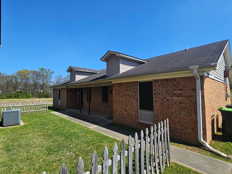 226 Cedar Lake Rd SW, Decatur, AL for sale - Building Photo - Image 3 of 13