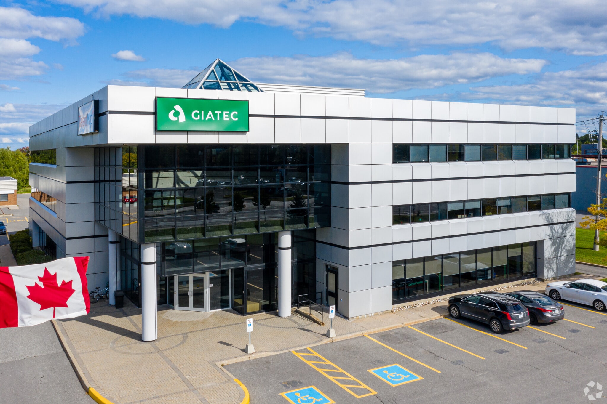 245 Menten Pl, Ottawa, ON for sale Primary Photo- Image 1 of 1