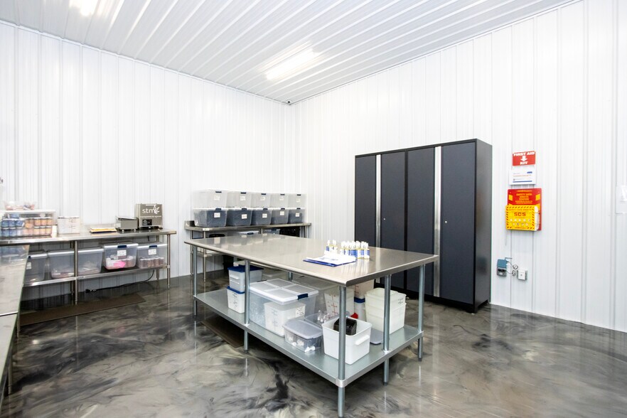 7706B Congress Rd, West Salem, OH à louer - Photo du bâtiment - Image 3 de 38