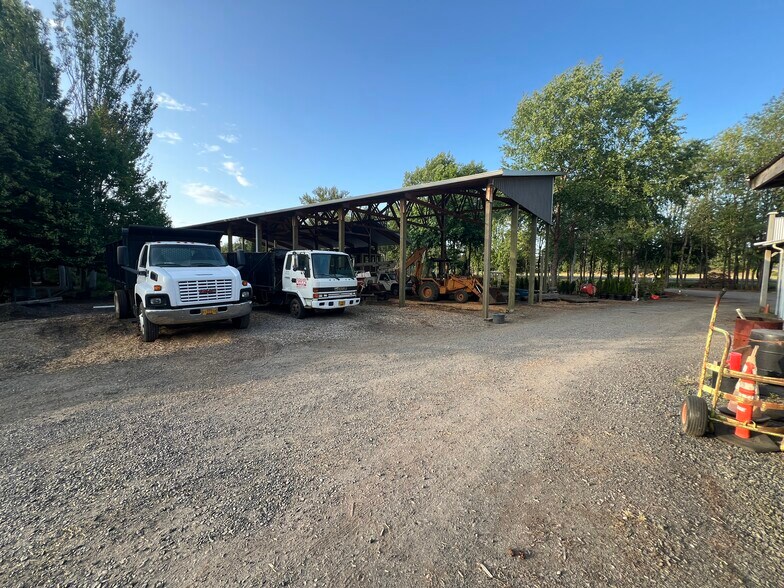 30735 SE River Mill Rd, Estacada, OR à vendre - Photo du bâtiment - Image 3 de 6