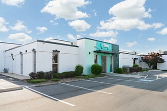 Plus de détails pour 900 Pressley Rd, Charlotte, NC - Industriel à louer