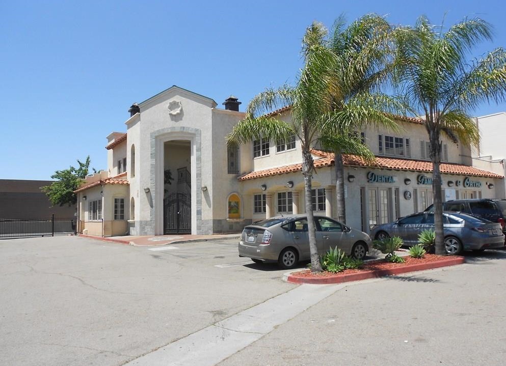 725 N Quince St, Escondido, CA for sale Primary Photo- Image 1 of 1