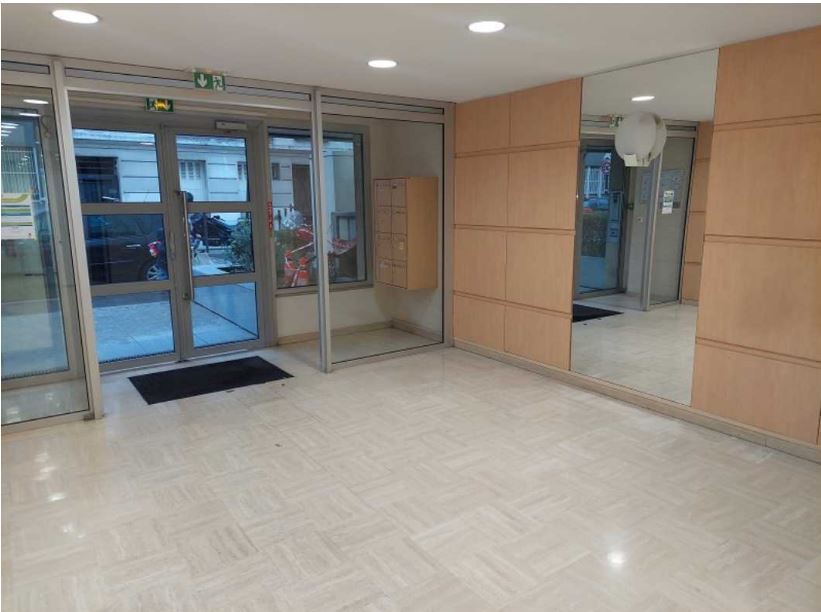 52 Rue De La Belle Feuille, Boulogne-Billancourt for lease Lobby- Image 1 of 3