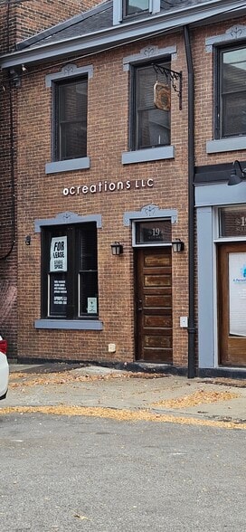 19 Bedford Sq, Pittsburgh, PA for lease - Building Photo - Image 1 of 7