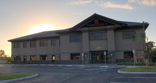 14030 Metropolis Ave, Fort Myers, FL à louer - Photo du bâtiment - Image 2 de 6