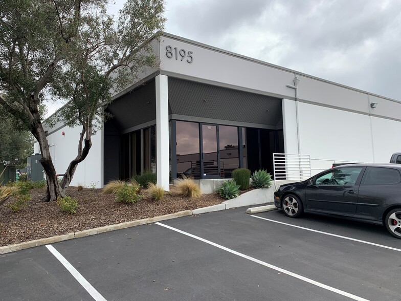 8195 Mercury Ct, San Diego, CA for lease - Building Photo - Image 3 of 4