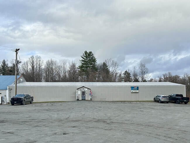 Plus de détails pour 12 Prince St, Randolph, VT - Commerce de détail à vendre