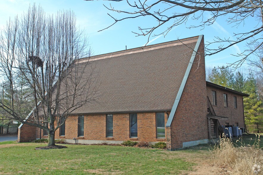 8801 N Main St, Dayton, OH à louer - Photo du bâtiment - Image 2 de 8