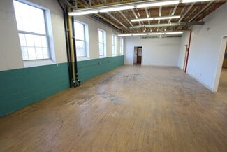 Plus de détails pour 35 Water St, Amesbury, MA - Bureau/Commerce de détail, Local d'activités à louer