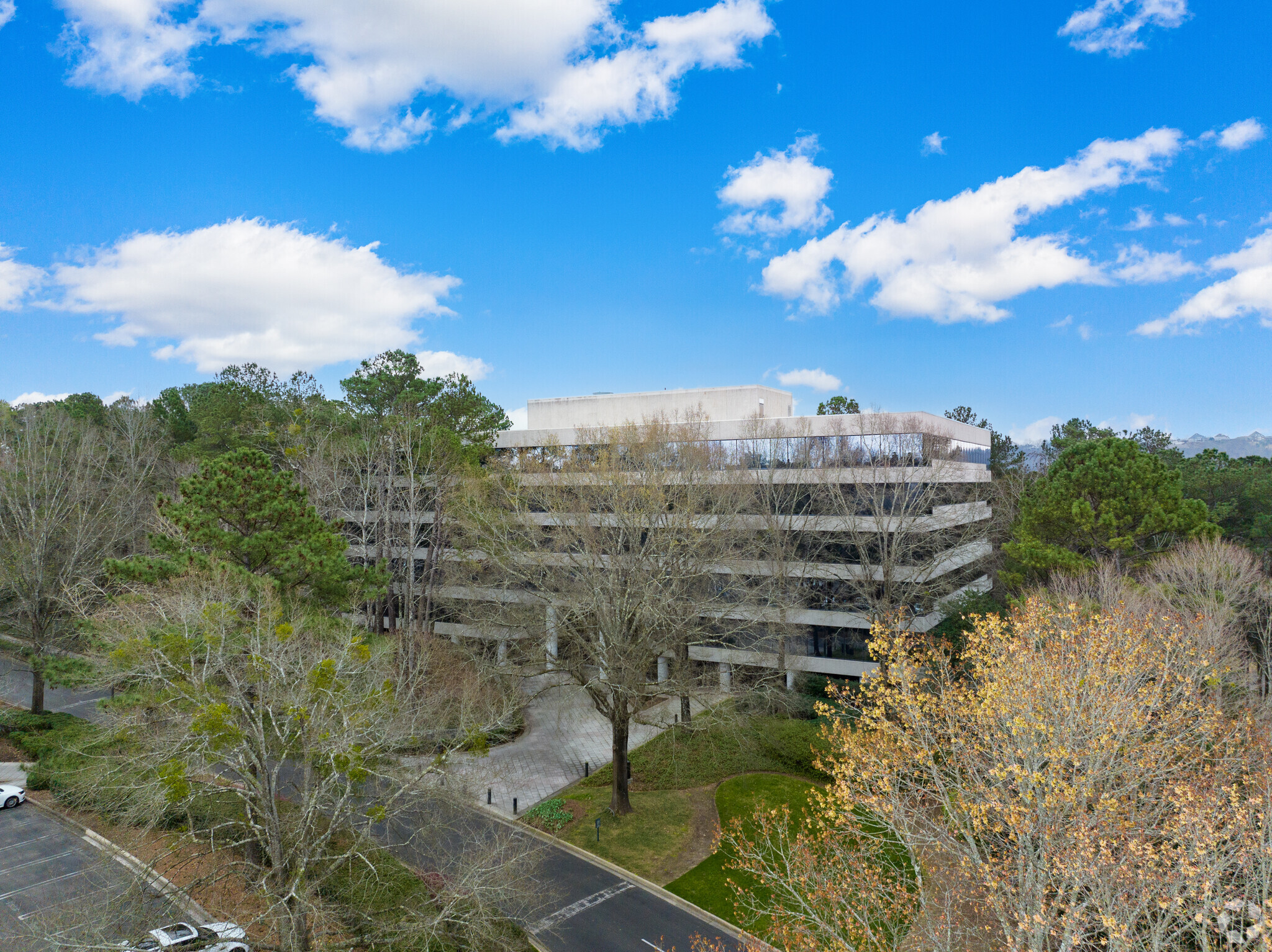 22 Inverness Center Pky, Birmingham, AL for lease Building Photo- Image 1 of 8