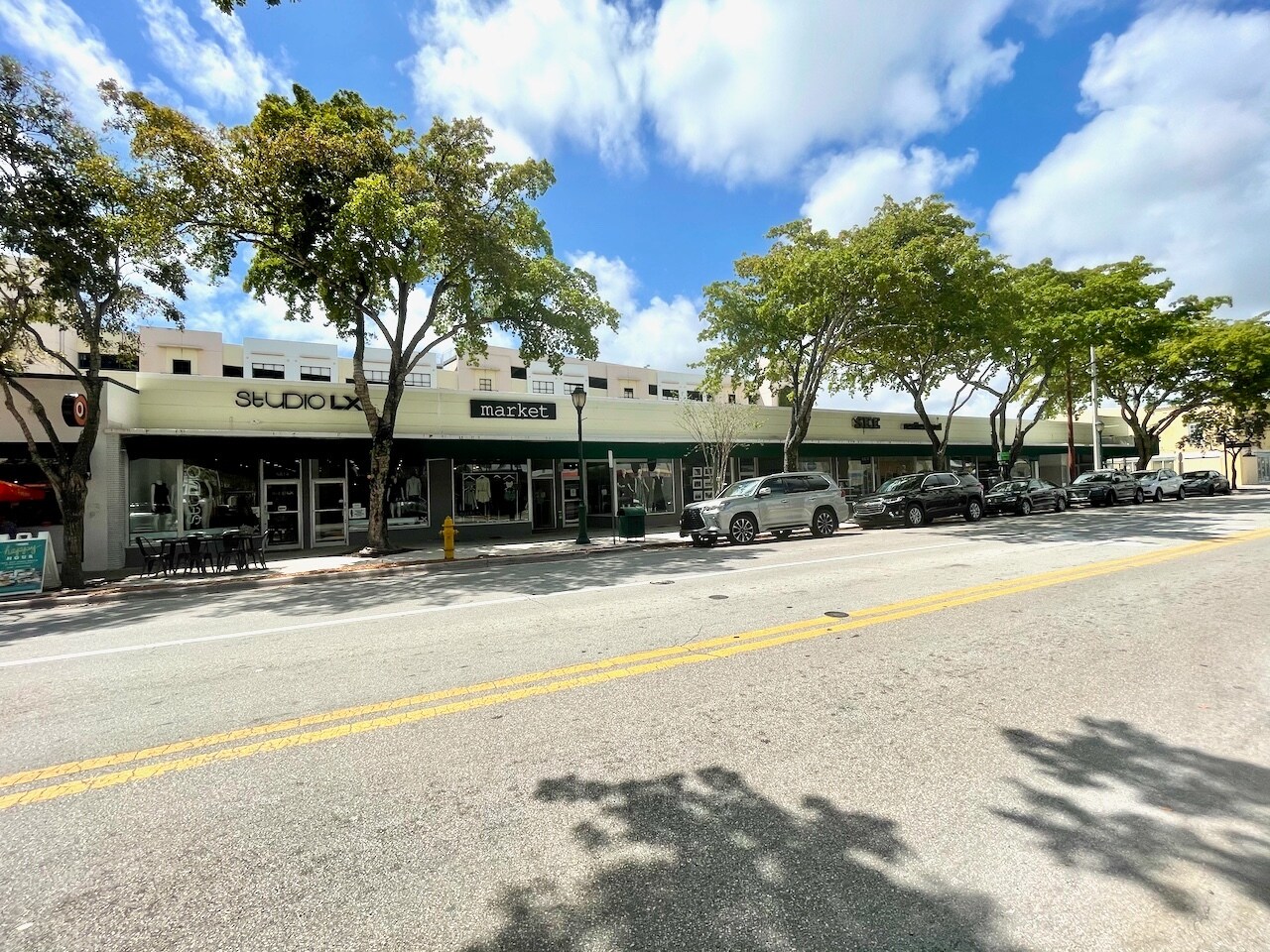 5800-5840 Sunset Dr, South Miami, FL à louer Photo du bâtiment- Image 1 de 7