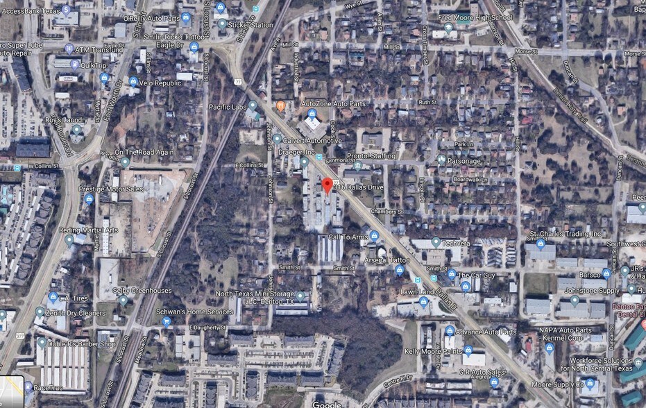 316 Dallas Dr, Denton, TX à louer - Aérien - Image 2 de 2