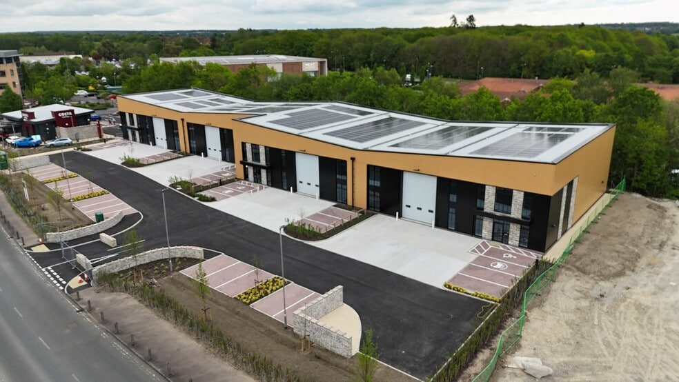 7D Sittingbourne Rd, Maidstone for lease - Building Photo - Image 3 of 20