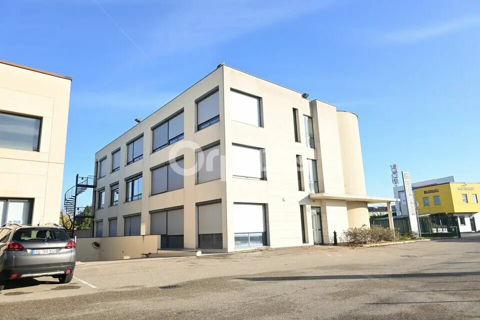 Office in Chassieu for lease Building Photo- Image 1 of 9