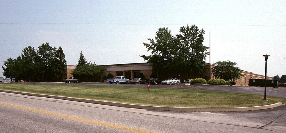 350 Kindig Ln, Hanover, PA for lease - Primary Photo - Image 1 of 12