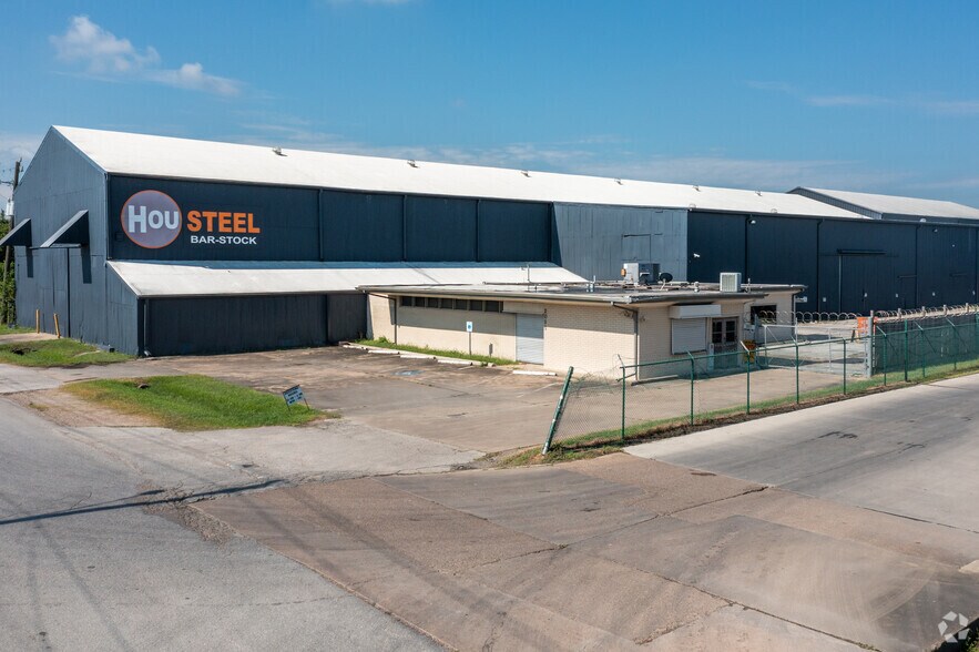 2075 Afton St, Houston, TX à louer - Photo principale - Image 2 de 5