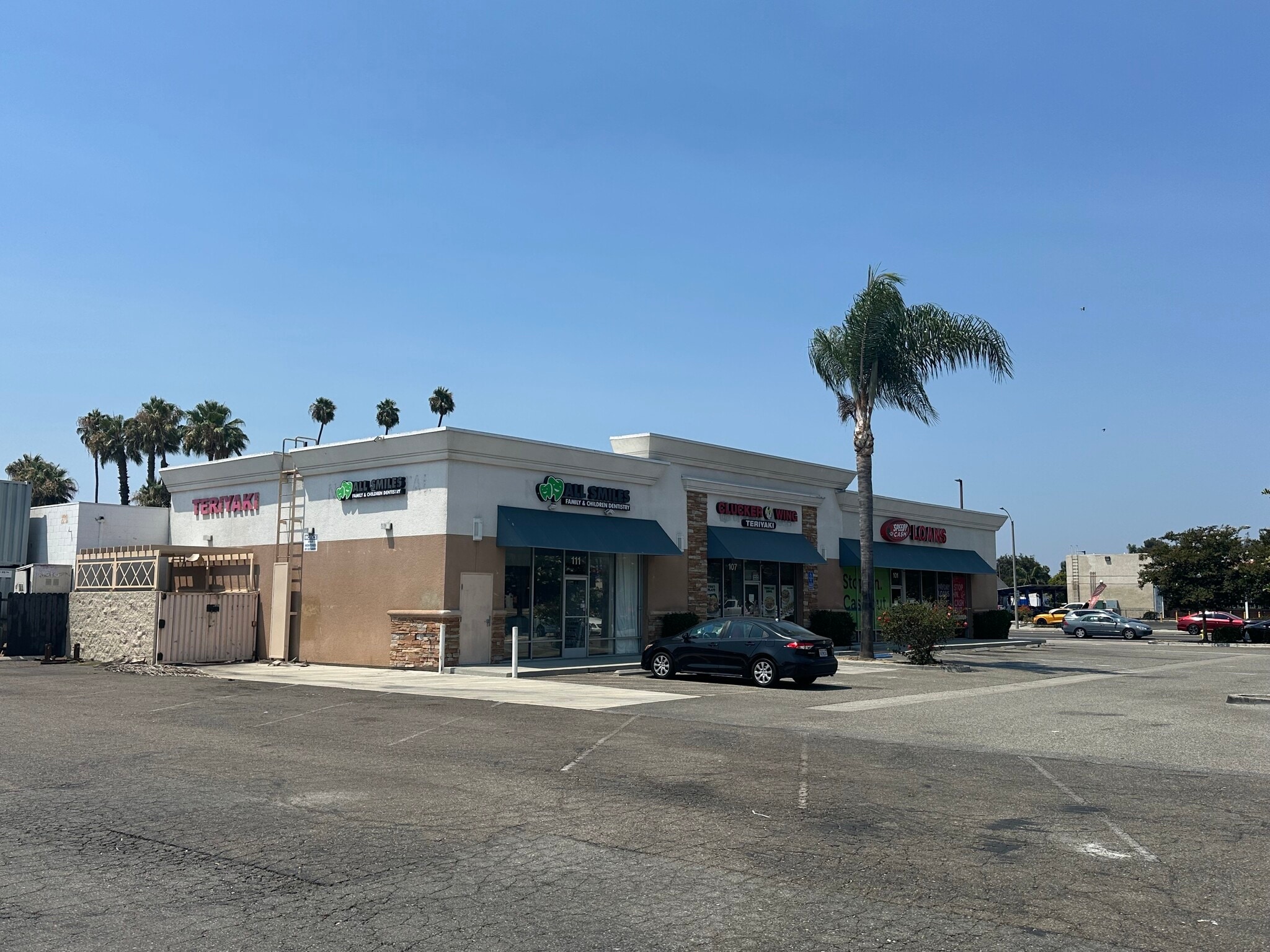 101-111 S Brookhurst St, Anaheim, CA for lease Building Photo- Image 1 of 11