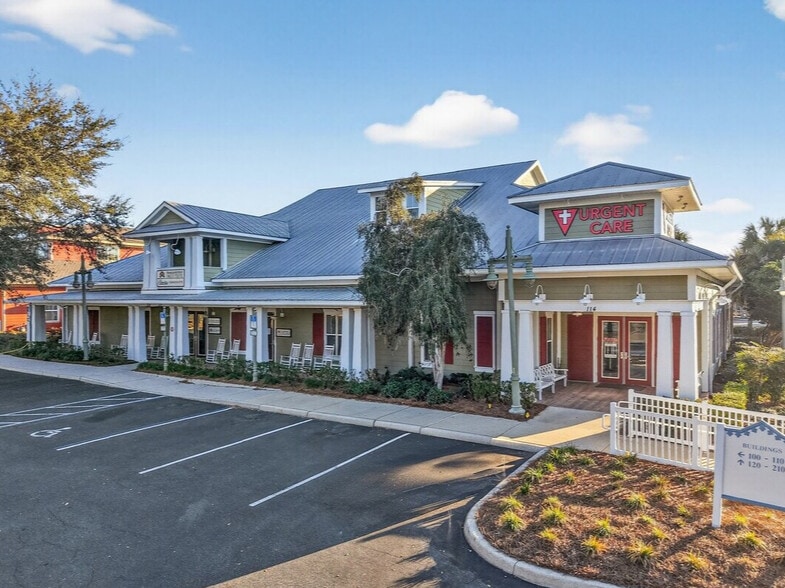 910 Old Camp Road, #110, #112, and #114, The Villages, FL for lease - Building Photo - Image 2 of 16