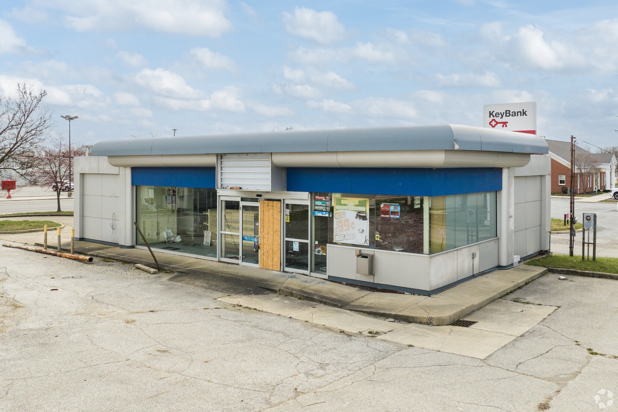 5760 Lewis Ave, Toledo, OH for lease Primary Photo- Image 1 of 7