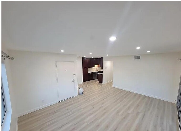 10984 Rincon St, Loma Linda, CA à vendre - Photo intérieure - Image 3 de 12
