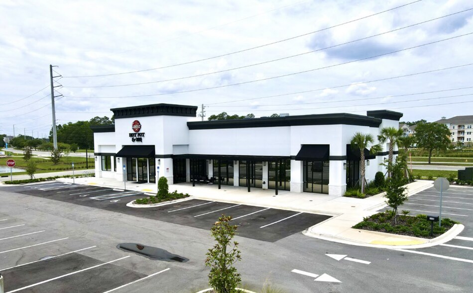 140 Cypress Edge dr, Saint Johns, FL à vendre - Photo du bâtiment - Image 2 de 8