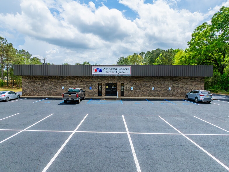 2021 Boll Weevil Cir, Enterprise, AL for lease - Building Photo - Image 2 of 12