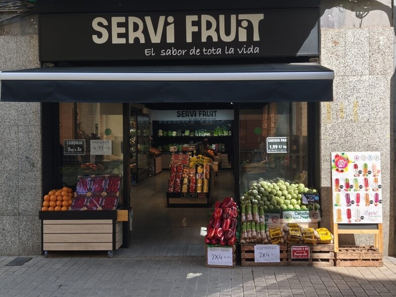Avenida de Francesc Macià, 34, Vilanova i la Geltrú, Barcelona for sale - Building Photo - Image 2 of 2