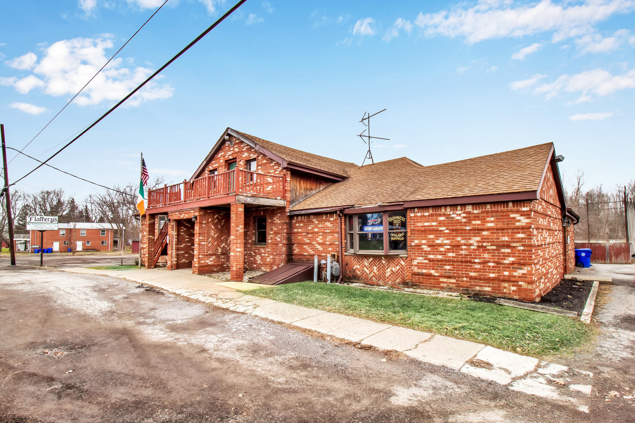 1130 Orchard Park Rd, Buffalo, NY à vendre Photo du bâtiment- Image 1 de 1