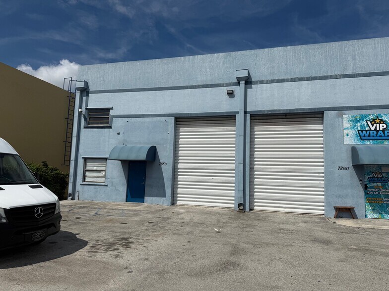 7850-7880 W 25th Ct, Hialeah, FL à vendre - Photo du bâtiment - Image 1 de 1