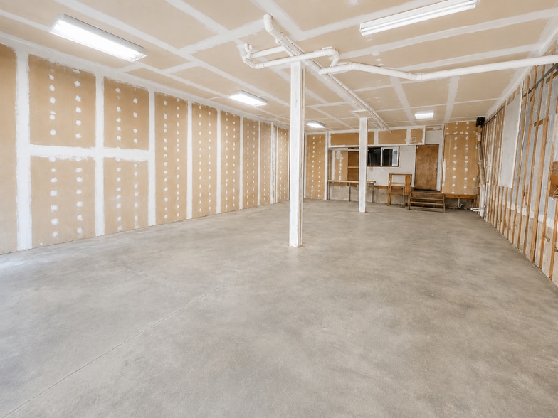 20141 Point Lookout Rd, Great Mills, MD for lease - Building Photo - Image 2 of 8