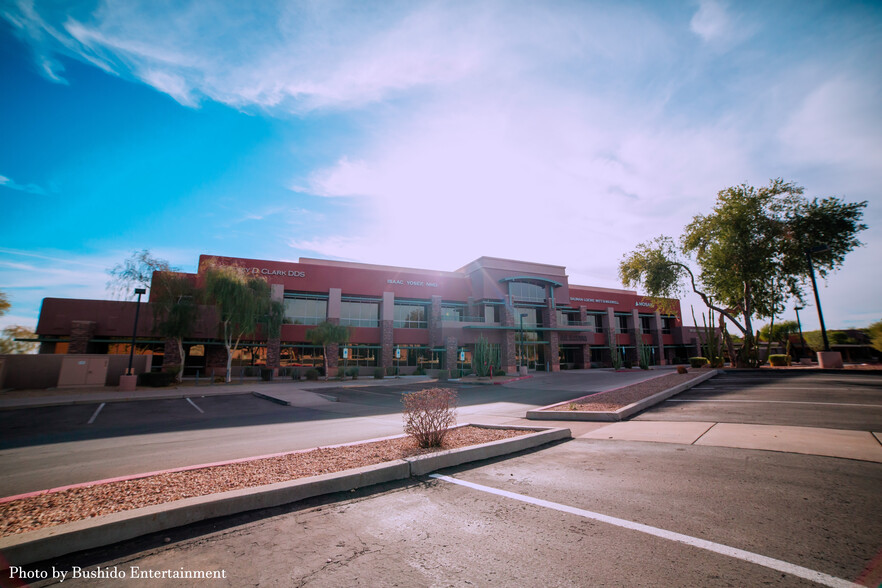 8765 E Bell Rd, Scottsdale, AZ for lease - Building Photo - Image 3 of 17