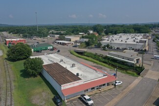 Plus de détails pour 301 N Commerce Ave, Russellville, AR - Industriel à vendre