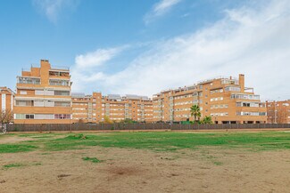 Plus de détails pour Carretera Barrio de la Fortuna, 8, Madrid - Commerce de détail à louer