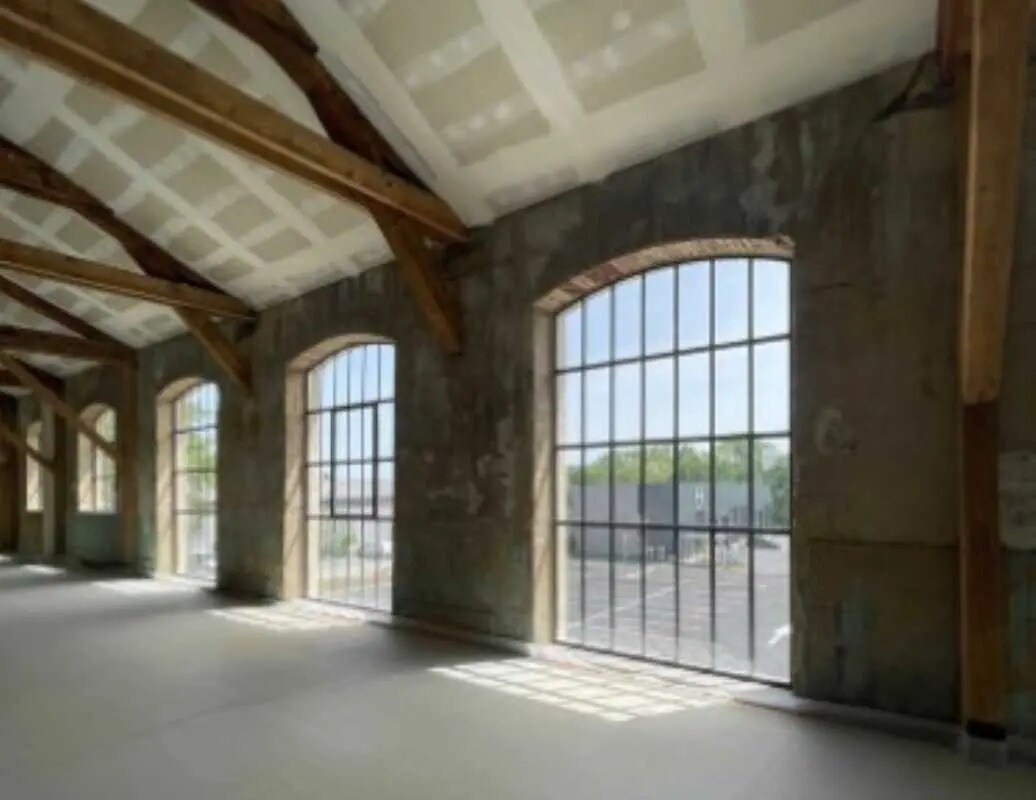 7 Rue Des Alliages, Chaponost à vendre Photo du bâtiment- Image 1 de 14