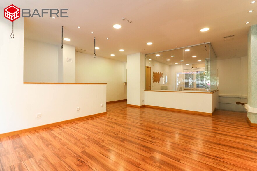 Multifamily in Madrid, Madrid for sale - Building Photo - Image 2 of 4