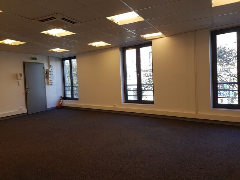3 Avenue Albert Caillou, Chelles for lease - Building Photo - Image 2 of 8