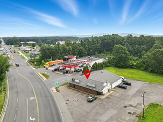 Plus de détails pour 427 N Elm St, Westfield, MA - Commerce de détail à louer