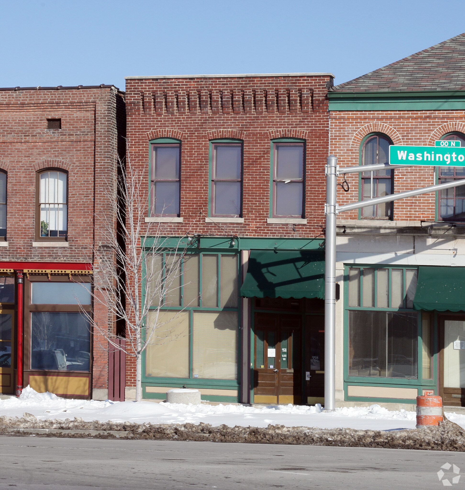 958 E Washington St, Indianapolis, IN à louer Photo principale- Image 1 de 4