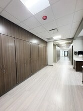 1980 SE Blue Pky, Lee's Summit, MO for lease Interior Photo- Image 2 of 4