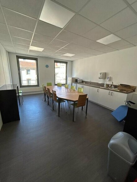 Office in Nancy for lease - Interior Photo - Image 3 of 4
