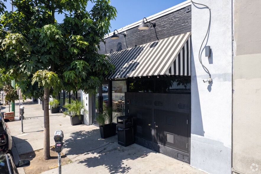 615 N Western Ave, Los Angeles, CA for lease - Building Photo - Image 3 of 21
