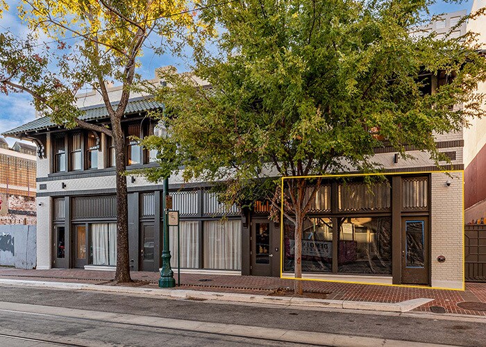 747 Saint Charles Ave, New Orleans, LA for lease - Building Photo - Image 1 of 4